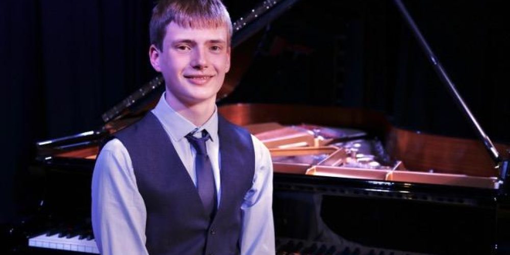 Thomas Luke, Piano